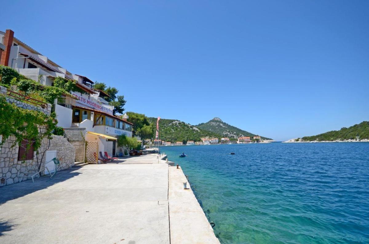 Apartments And Rooms Barbara Λάστοβο Εξωτερικό φωτογραφία