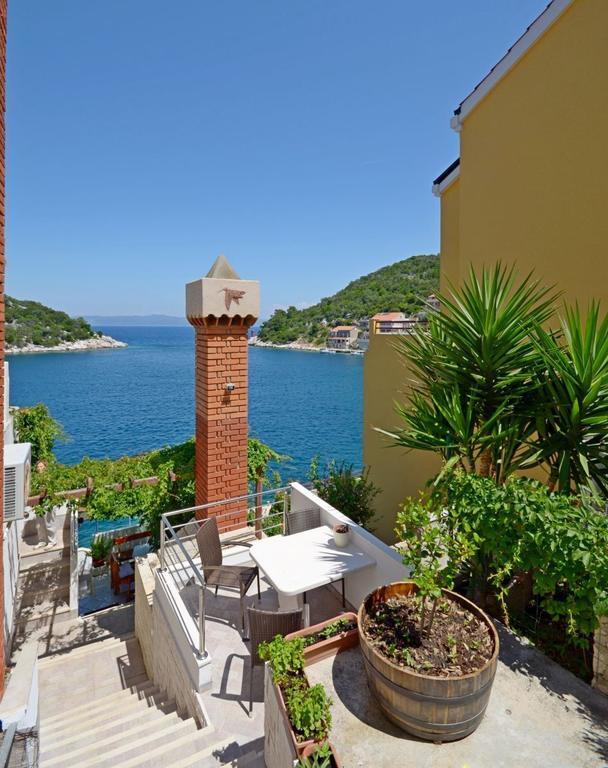 Apartments And Rooms Barbara Λάστοβο Εξωτερικό φωτογραφία